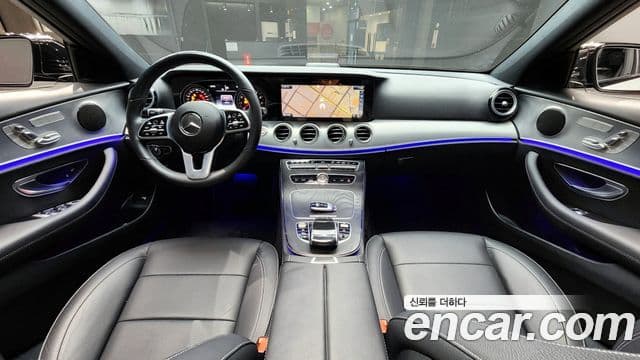 Mercedes-Benz E-Class 2020 — ფოტო 7/20