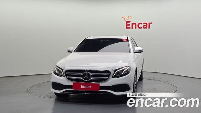 Mercedes-Benz E-Class 2020 — Şəkil 15/20