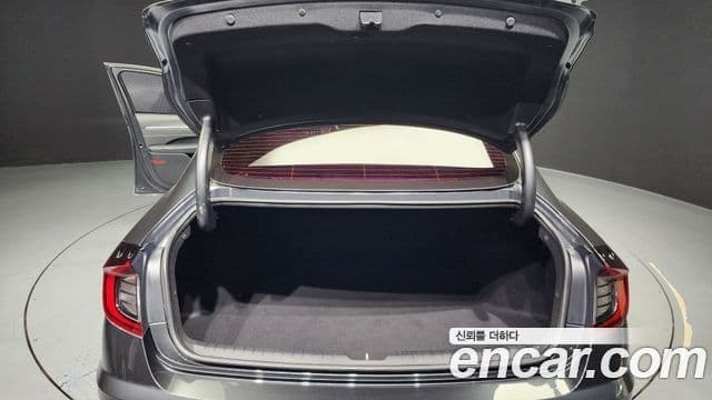 Hyundai Sonata Hybrid 2021 — Şəkil 19/20