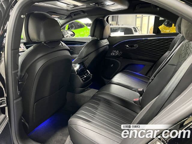Bentley Flying Spur 2020 — Şəkil 12/20