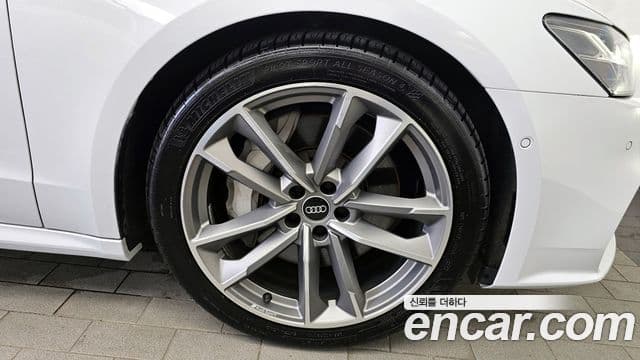 Audi A7 2022 — фото 5 из 20