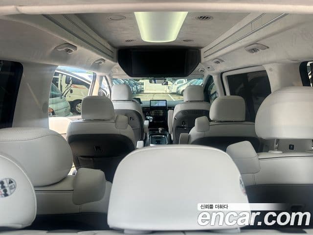 Hyundai Staria 2023 — Şəkil 10/20