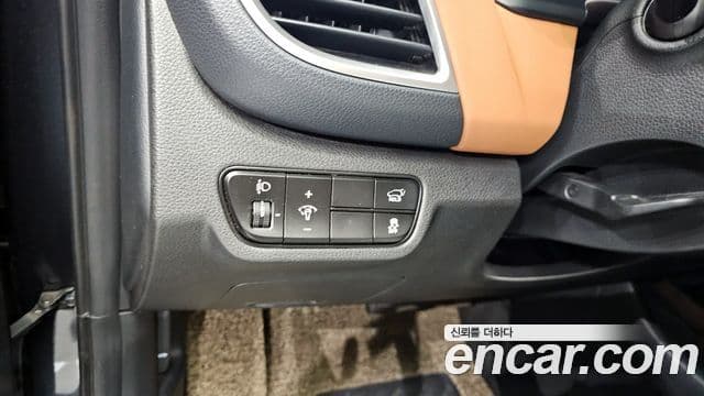 Kia Seltos 2023 — Şəkil 15/20