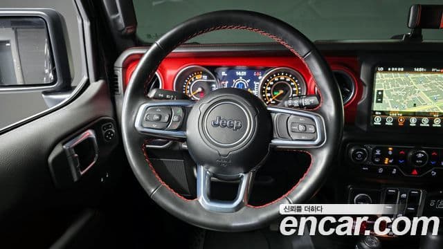 Jeep Wrangler 2023 — Photo 8/20