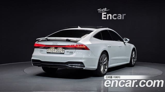 Audi A7 2020 — ფოტო 2/20