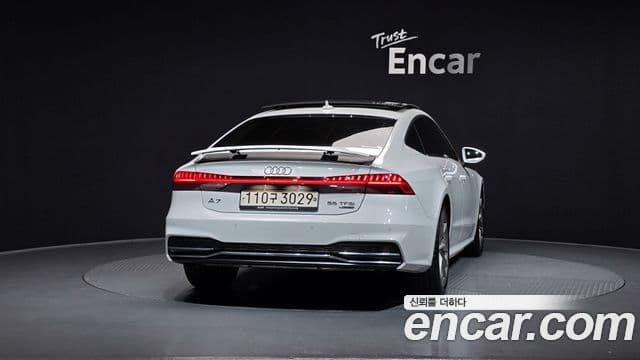 Audi A7 2020 — ფოტო 4/20