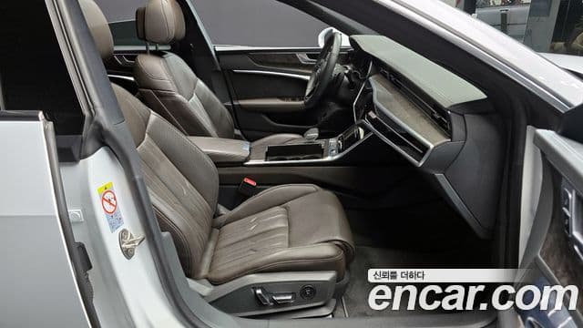 Audi A7 2020 — ფოტო 10/20