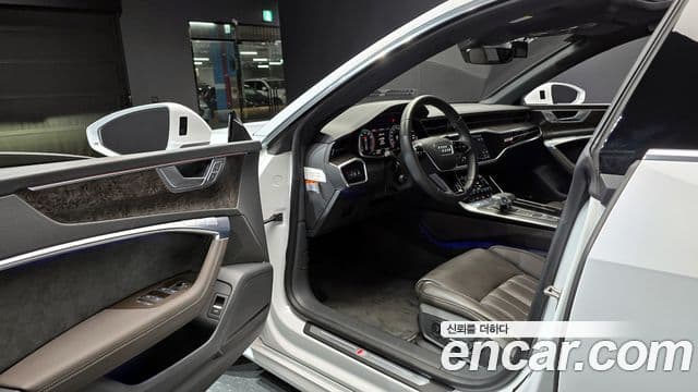 Audi A7 2020 — ფოტო 11/20