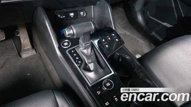 Kia Sportage 2023 — ფოტო 9/20