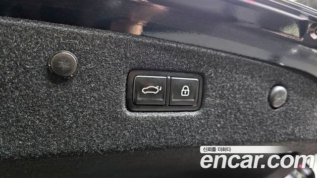 Kia K8 2021 — Photo 7/20