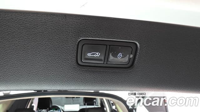 Genesis GV80 2023 — Photo 16/20