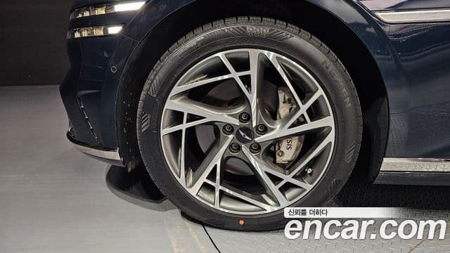 Genesis G90 2022 — ფოტო 5/20