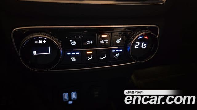 Genesis GV80 2020 — ფოტო 19/20