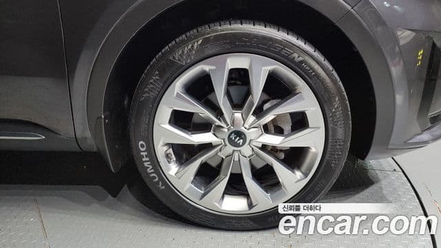 Kia Sorento 2020 — фото 5 из 20