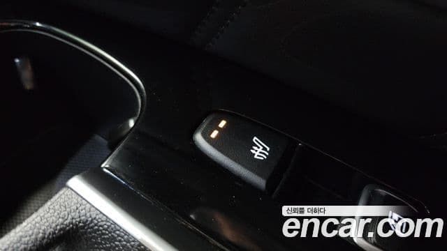 Kia Sorento 2020 — ფოტო 19/20