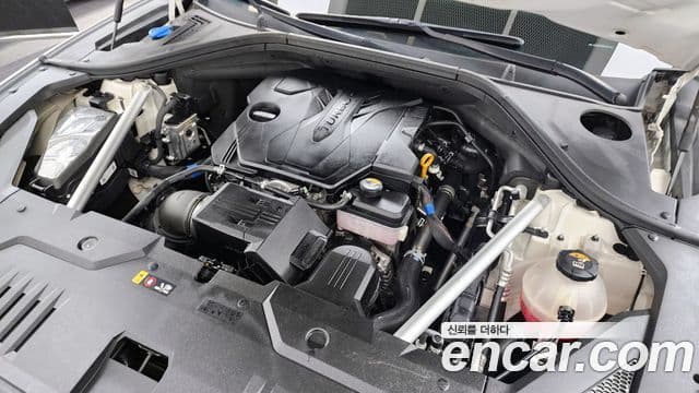 Genesis GV70 2021 — ფოტო 13/20