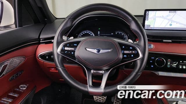 Genesis GV70 2021 — ფოტო 18/20
