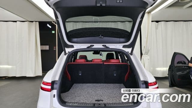 Genesis GV70 2021 — ფოტო 9/20