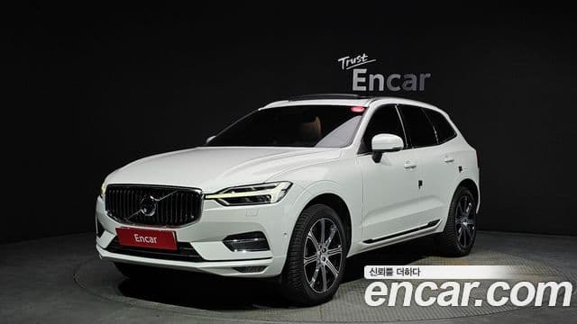 Volvo XC60 2019 — Фото 1/20