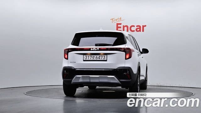 Kia Seltos 2023 — Şəkil 4/20