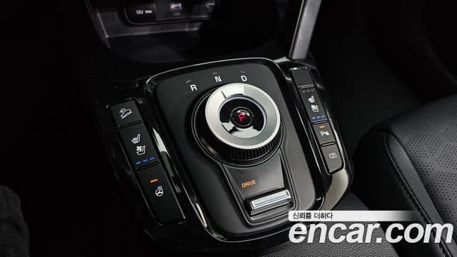 Kia Seltos 2023 — Şəkil 9/20