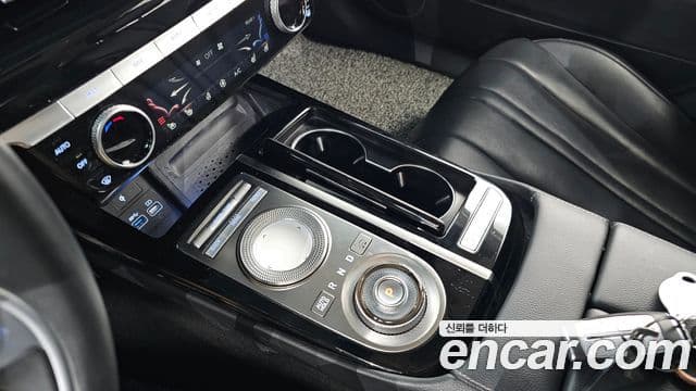 Genesis Electrified G80 2020 — ფოტო 9/20