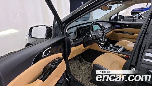 Kia Carnival 2020 — Фото 10/20