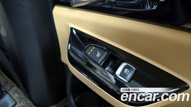 Kia Carnival 2020 — Фото 19/20