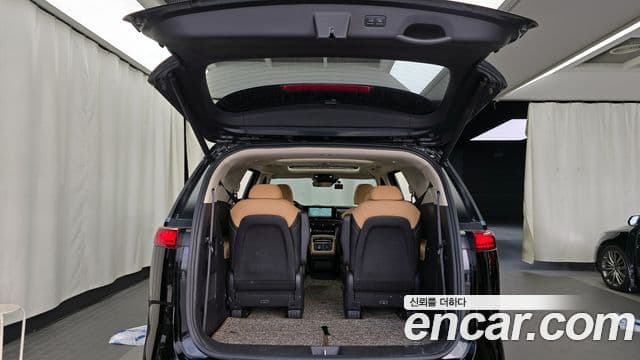 Kia Carnival 2020 — Фото 20/20