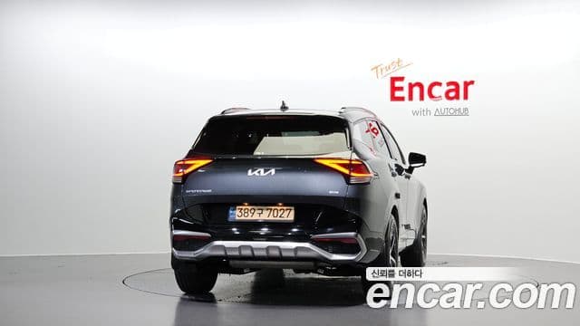 Kia Sportage 2023 — ფოტო 4/20