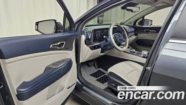 Kia Sportage 2023 — ფოტო 10/20