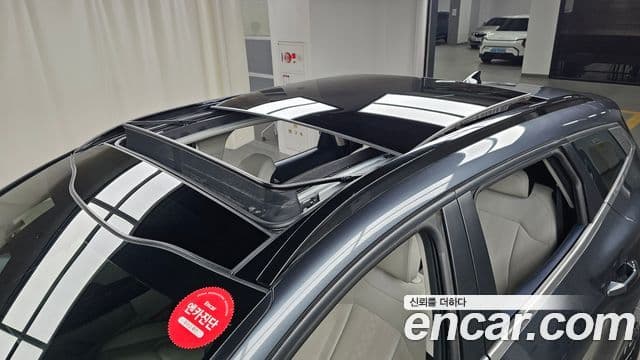 Kia Sportage 2023 — ფოტო 19/20