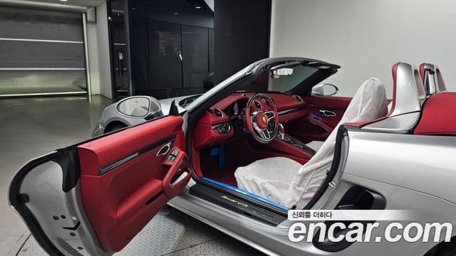 Porsche 718 Boxster 2023 — ფოტო 10/20