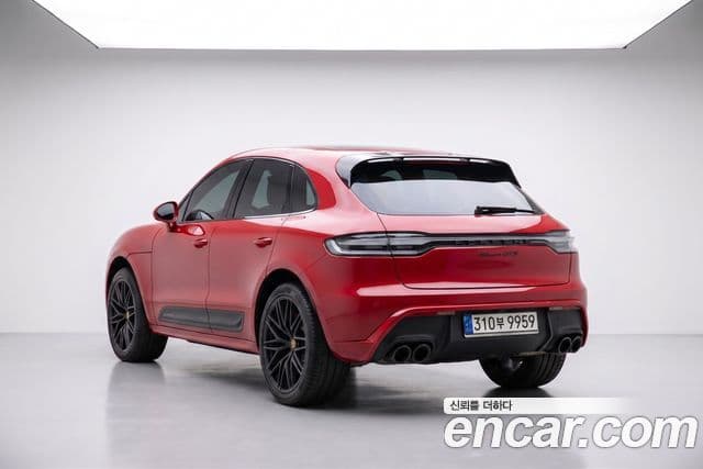 Porsche Macan 2023 — ფოტო 5/20
