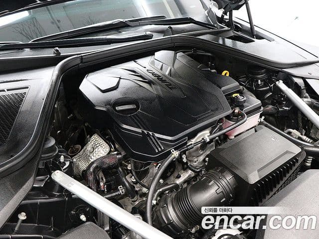 Genesis Electrified G80 2022 — Şəkil 19/20