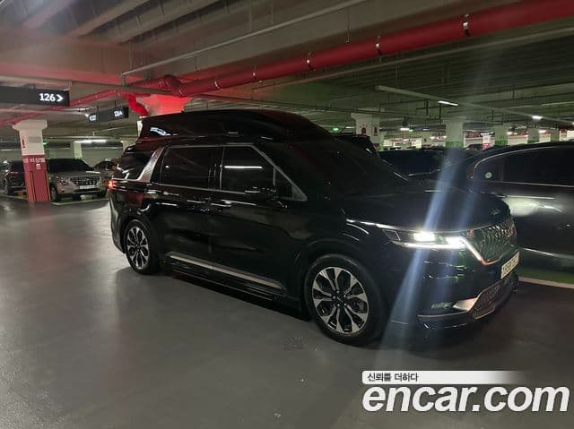 Kia Carnival 2022 — Şəkil 4/9