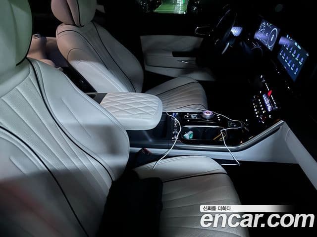 Kia Carnival 2022 — Şəkil 6/9