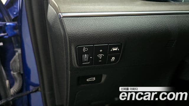 Kia K5 2020 — ფოტო 16/20