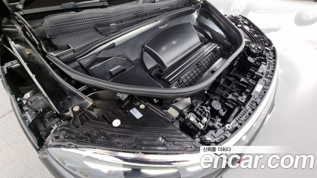 Mercedes-Benz EQS SUV 2023 — Photo 15/20