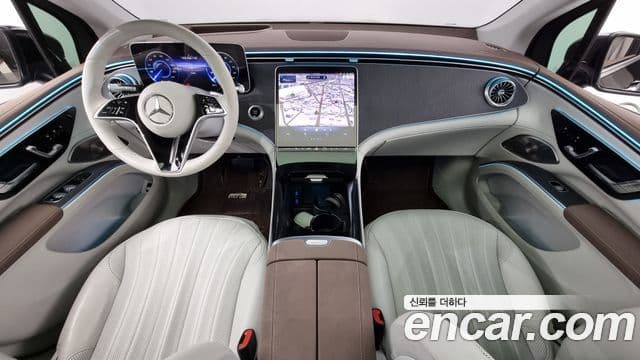Mercedes-Benz EQS SUV 2023 — Photo 11/20