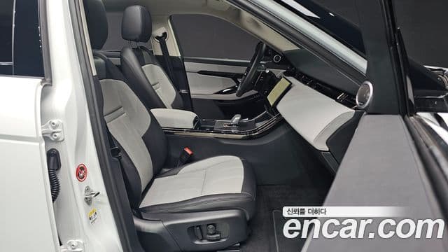 Land Rover Range Rover Evoque 2024 — ფოტო 10/20