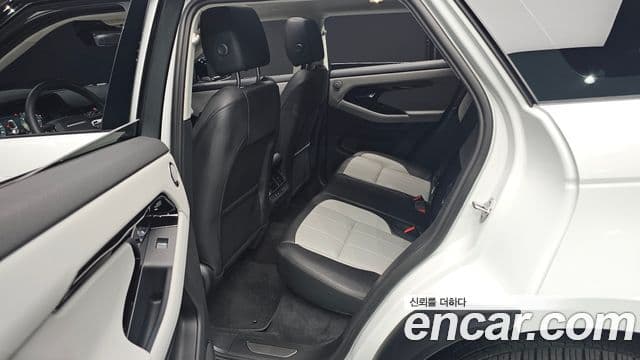 Land Rover Range Rover Evoque 2024 — ფოტო 12/20