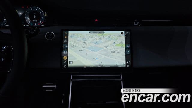Land Rover Range Rover Evoque 2024 — ფოტო 14/20