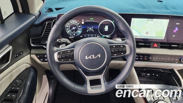 Kia Sportage 2023 — ფოტო 13/20