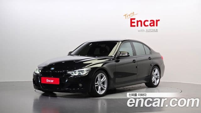 BMW 3 Series 2018 — ფოტო 17/20