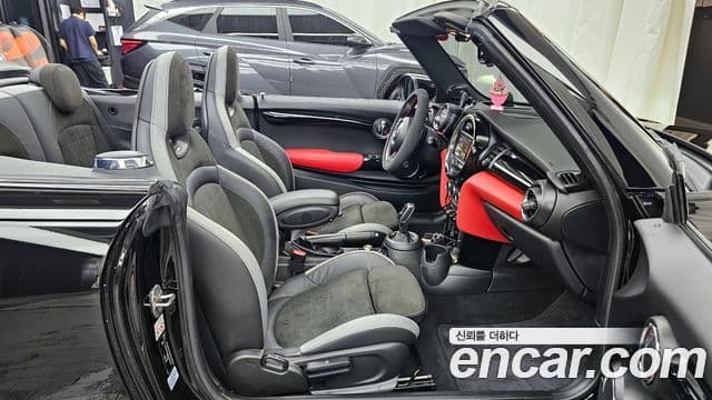 Mini Cooper S Convertible 2020 — Şəkil 11/20