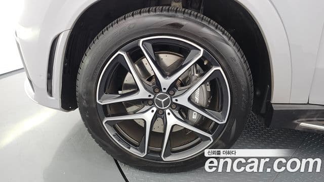 Mercedes-Benz GLE-Class 2023 — Фото 4/20