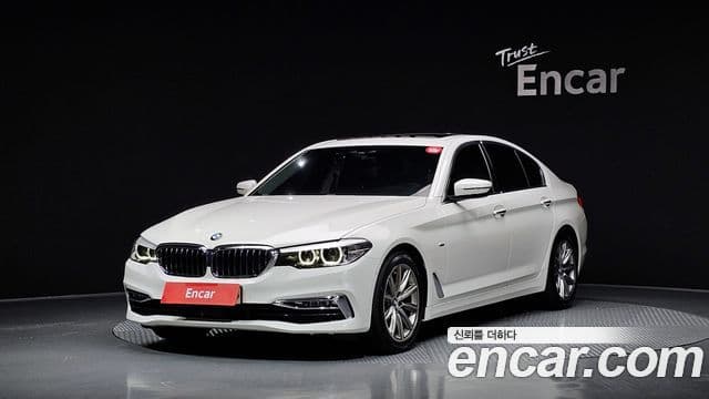 BMW 5 Series 2018 — Фото 1/20