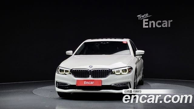 BMW 5 Series 2018 — Фото 3/20