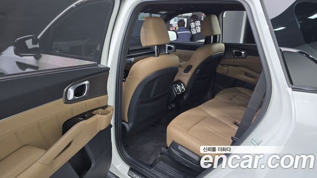 Kia Sorento 2023 — Şəkil 11/20